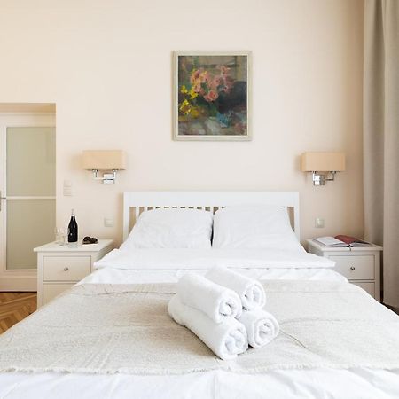 P&O Serviced Apartments Plac Konstytucji ワルシャワ エクステリア 写真