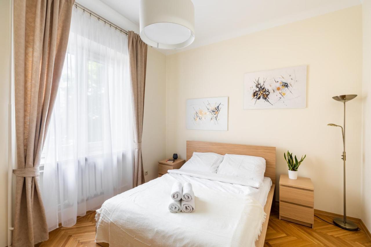 P&O Serviced Apartments Plac Konstytucji ワルシャワ エクステリア 写真